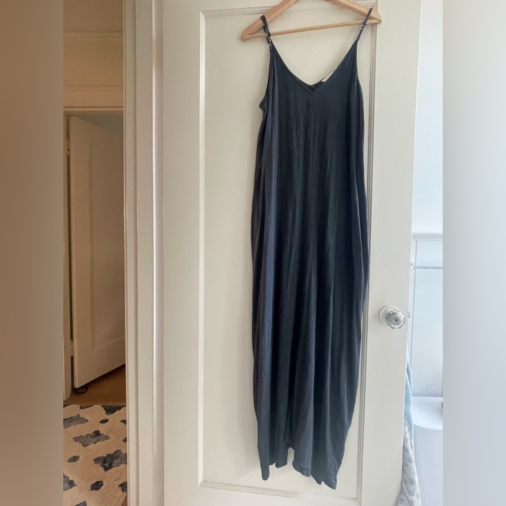 Elegant Black Maxi Dress